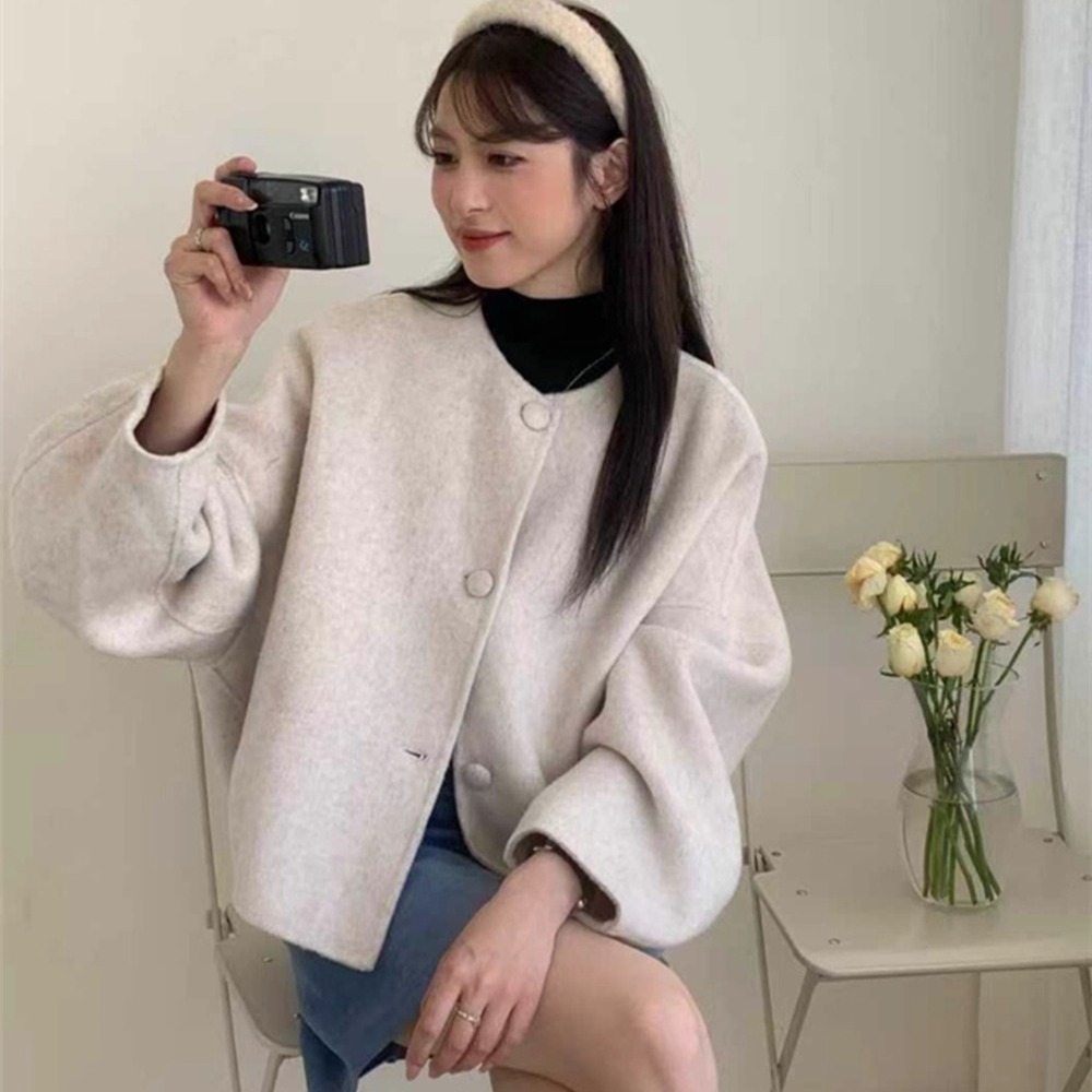 韩系双面羊绒大衣女短款秋冬新款圆领阔版显瘦单排包扣羊毛呢外套
