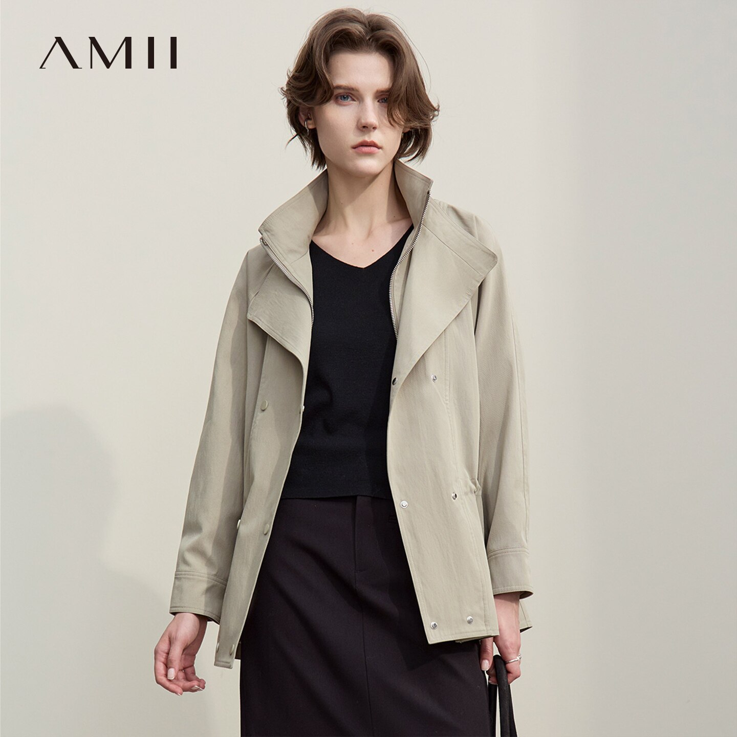 Amii【日系风】26秋新款简约日系风收腰显瘦派克服风衣女秋季中长
