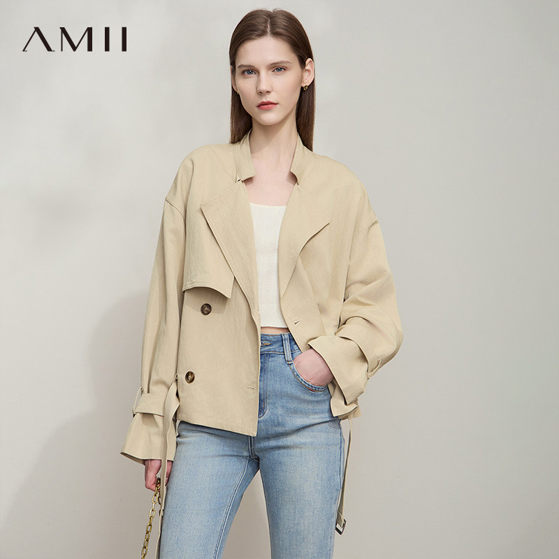 AMII【英伦风】2025秋经典英伦风简约宽松下摆绑带设计风衣女外套