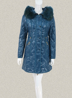 新!蕾DOW 貉子毛领连帽抽绳修身中长款女冬羽绒服L3WC1Y194 二色