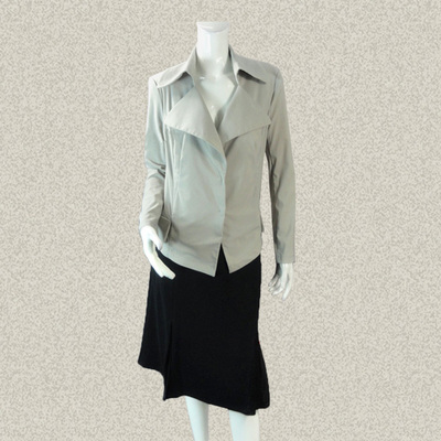 英伦风大翻领暗扣弹力针织短外套