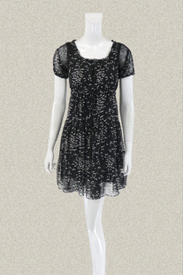 532181E 蕾丝拼接雅致黑白印花女夏桑蚕丝连衣裙 532189E 裘TN 新