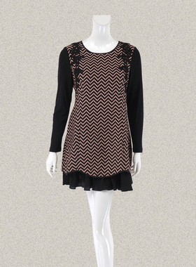 蕾DOW 正品 绣花针梭拼波纹印花荷叶摆女春秋假两件连衣裙14027