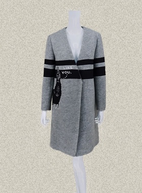 Double*爱 正品 V领拼色贴布绣花不对称灰色女冬春毛呢大衣 T8109