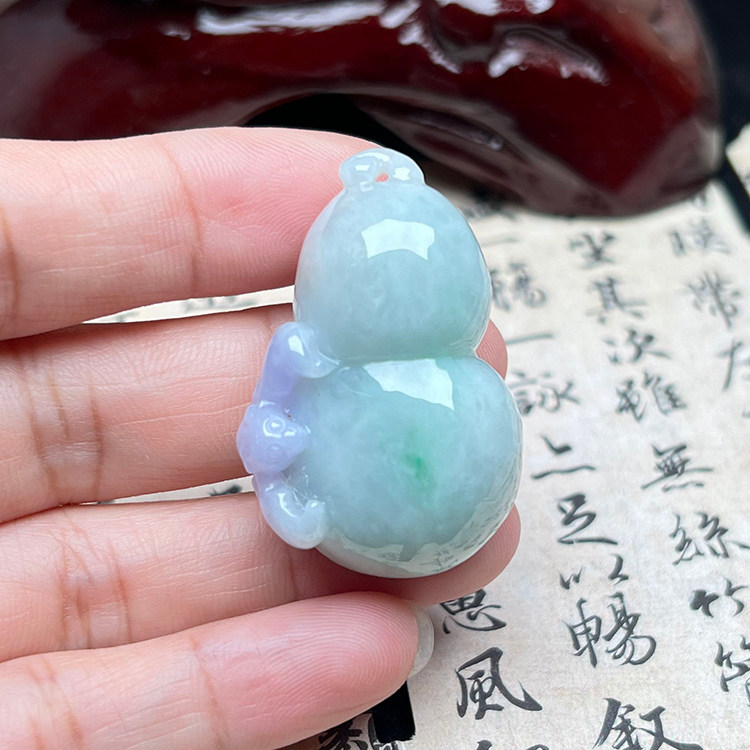 缅甸天然A货冰糯紫罗兰翡翠葫芦