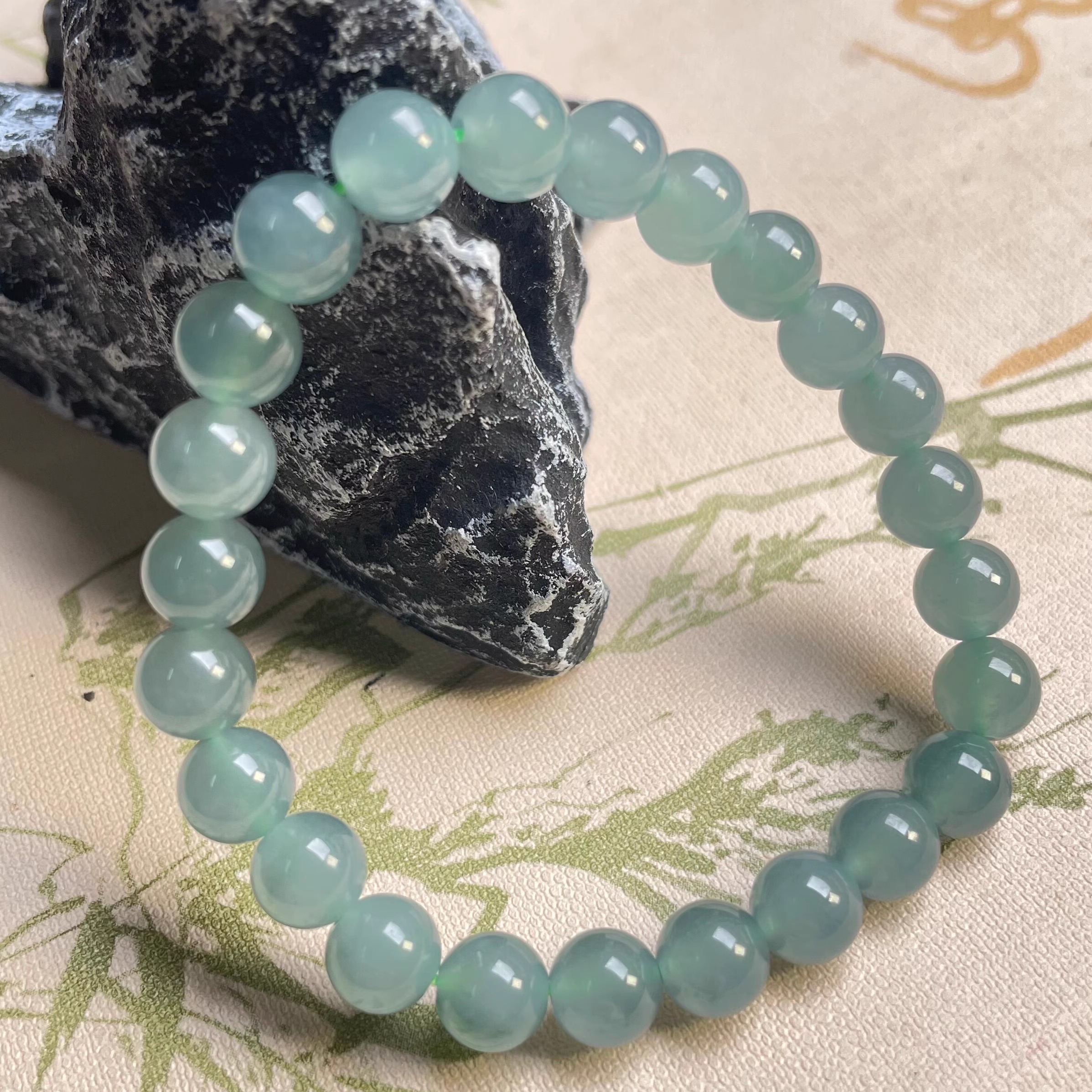 原矿翡翠A货8mm高冰蓝水手串