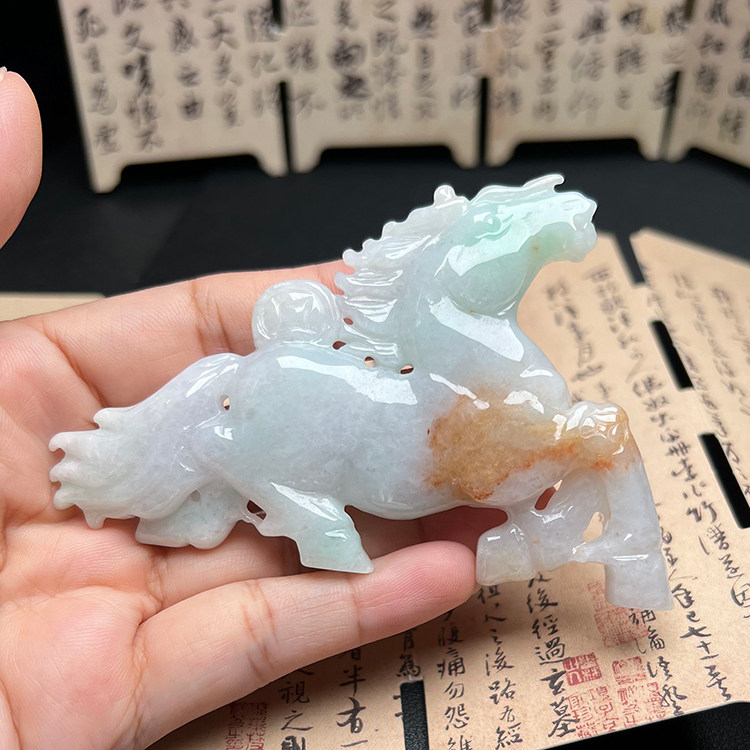 缅甸天然翡翠三彩立体生肖马摆件
