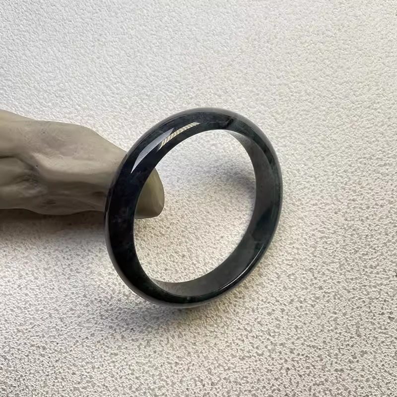 隆慈缘原矿A货翡翠60mm手镯冰糯种乌鸡手镯大圈口玉石手镯