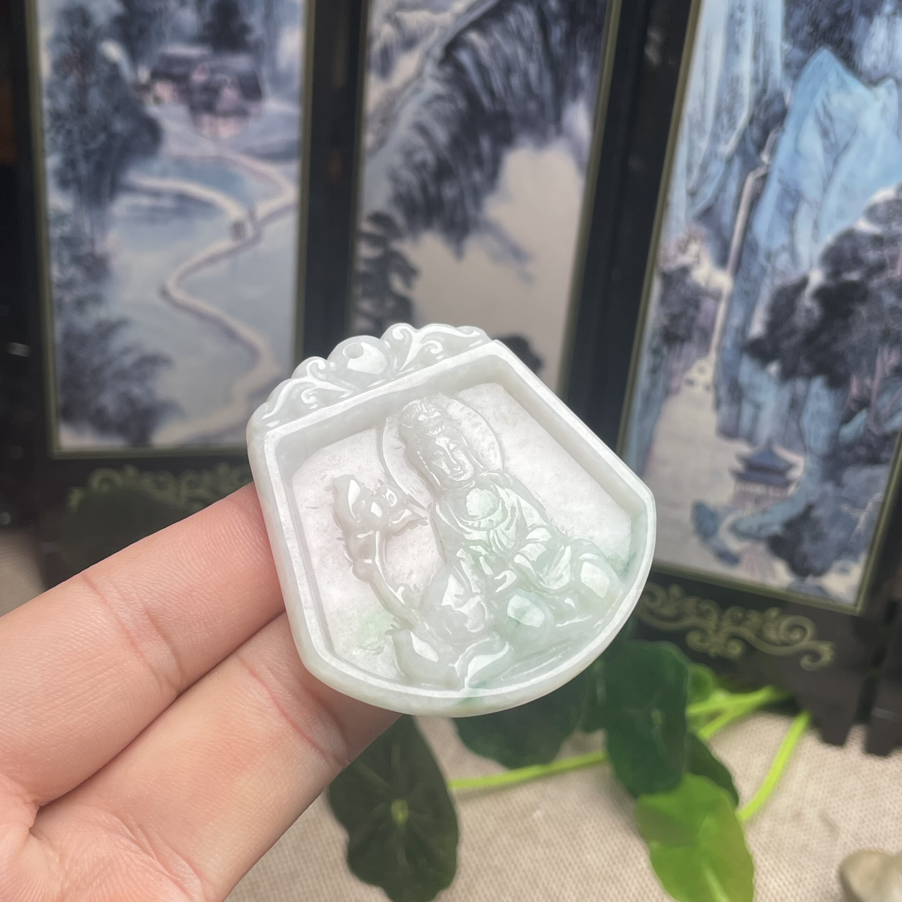 隆慈缘原矿翡翠源头直发A货翡翠冰糯种飘花观音佛牌翡翠观音挂件