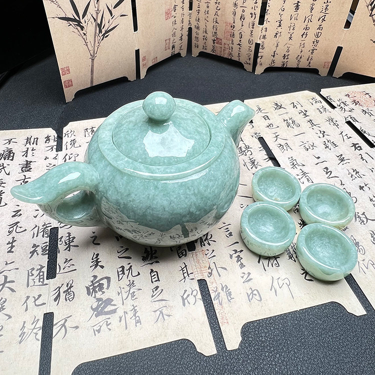 隆慈缘A货翡翠镂空茶壶送证书