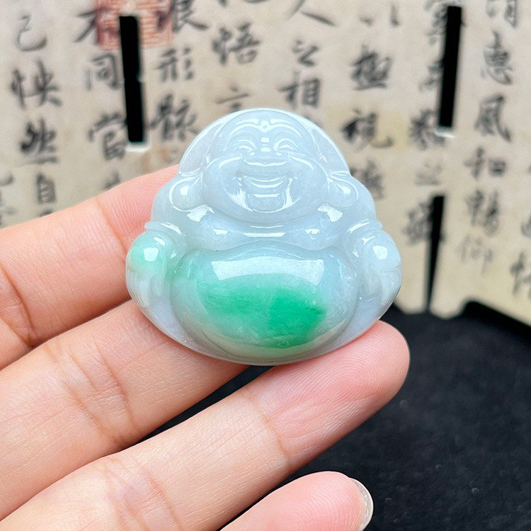 隆慈缘A货冰糯阳绿翡翠笑佛吊坠