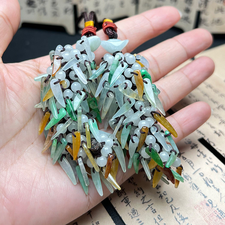 缅甸天然翡翠A货三彩随型车挂