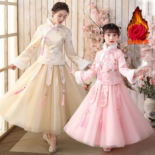 母女唐装冬中国风素材模板 母女唐装冬中国风图片下载 小麦优选