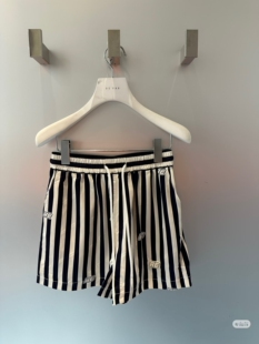 手感很好很熟du 条纹短裤 R范2026春季 新款