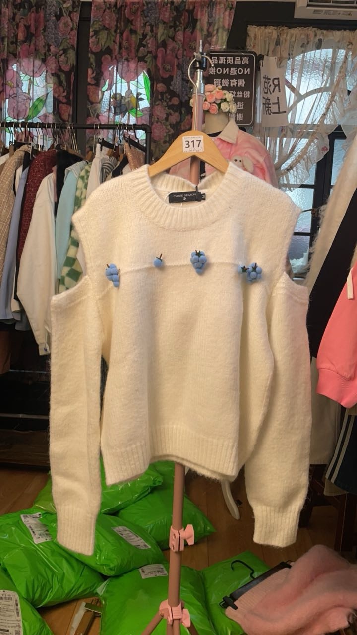 CS品牌撤柜秋冬针织衫小葡萄毛衣