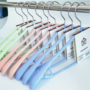 宏尔康浸塑衣架大衣西服衣架加肩防滑干湿2用加厚成人衣架服装店