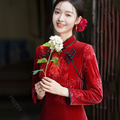 新中式妈妈喜服婚宴红色订婚敬酒