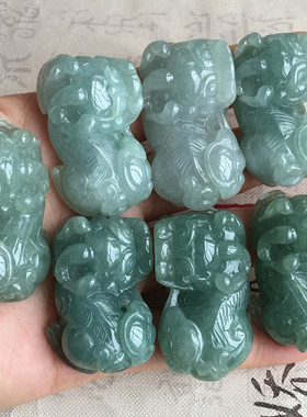 挂件油青招财霸王风貔貅玉吊坠