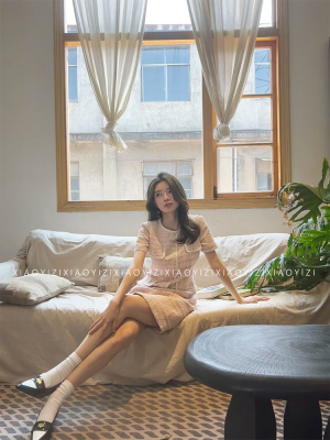 栗子妮妮 新款粉色小香风连衣裙 短袖收腰粗花呢法式A字裙子女秋