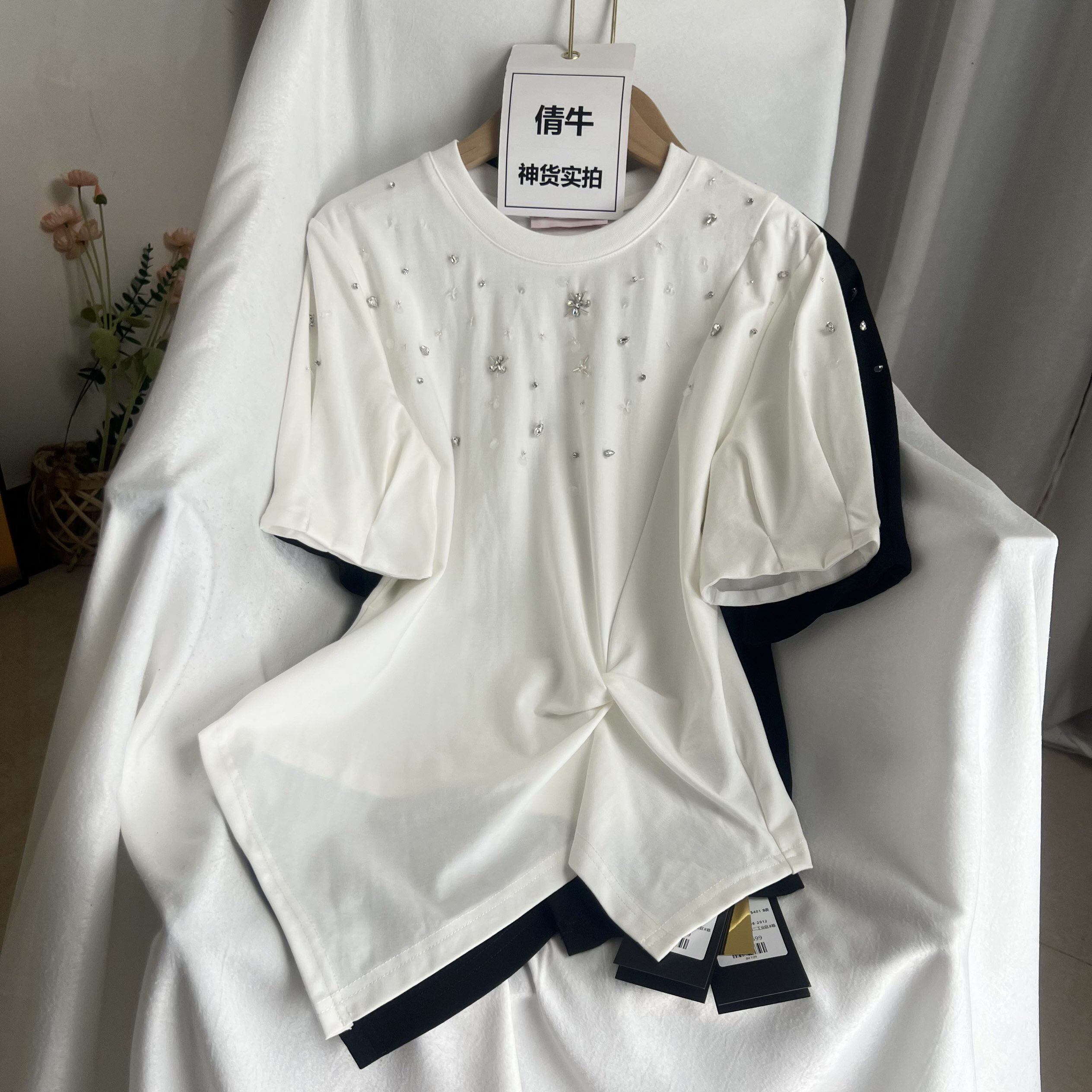 倩牛神货】品牌高定 手工缝制 收腰不对称时尚袖口短袖上衣T恤女