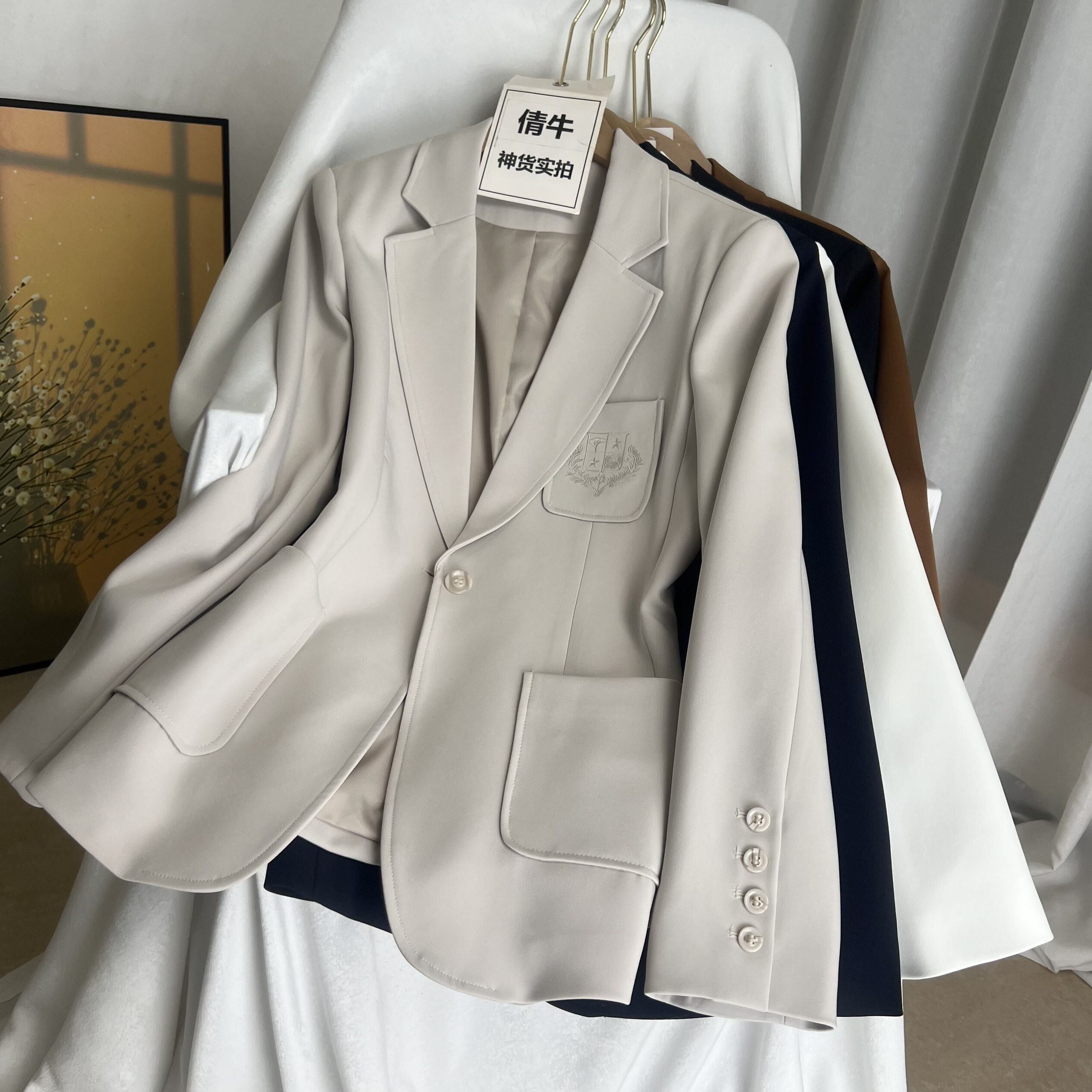 倩牛特价清仓】专柜四位数 2025秋季新款减龄收腰修身小西装外套