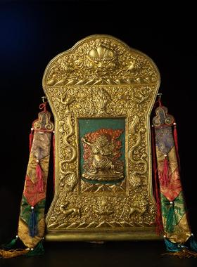 清代藏传密宗老佛像嘎乌盒摆件