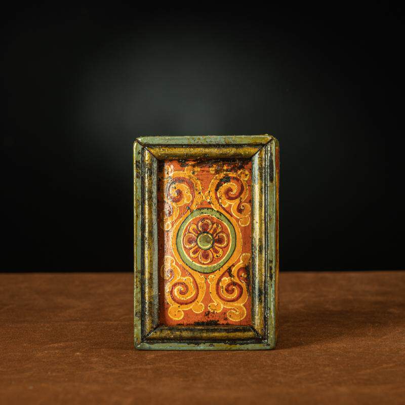 清代藏传老工天然老桑木矿物颜料手绘格桑花吉祥装天珠甘露丸宝盒