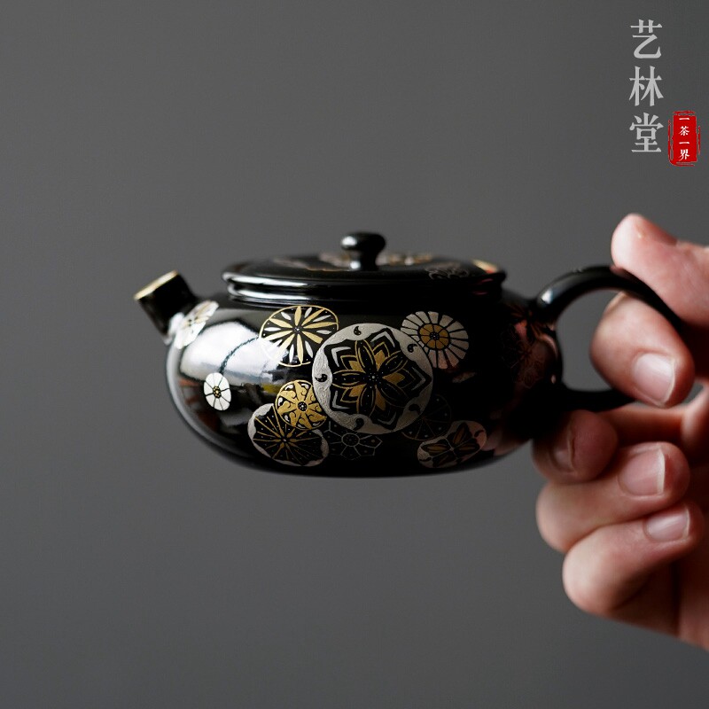 艺林藏珍仿漆器错金银皮球花