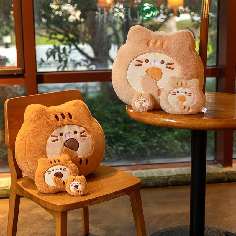 黄油喵饼干虎皮猫卷挂饰可爱猫咪包包挂件汽车钥匙桌面摆件