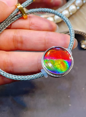 天然加拿大斑彩石手链吊坠