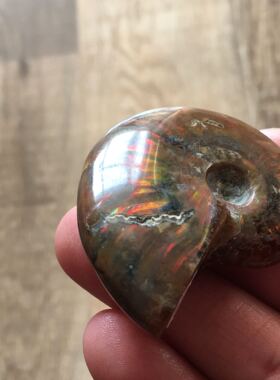 天然水晶半宝石如意吊坠