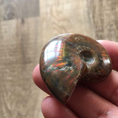 天然水晶半宝石如意吊坠