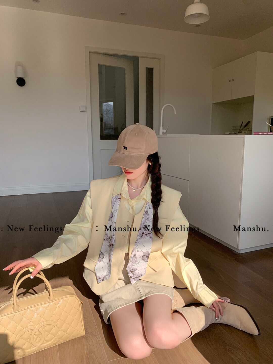 春上新MANSHU通勤纯色极简西装马甲(配丝巾)  66002