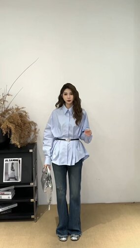 2025秋DTU大图女装棉料设计感长袖衬衫253C083537非实价