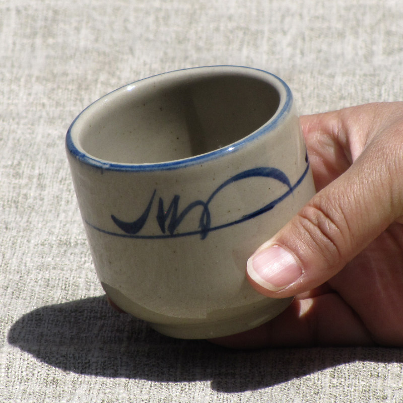 云南手绘青花直桶茶杯 功夫茶具茶杯 土陶酒杯中式复古杯大众通用