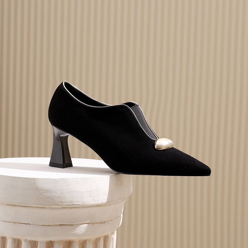 优雅尖头深口单鞋舒适粗跟高跟鞋