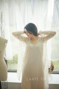 兰奕屋语原创设计 白色马海毛镂空全手钩开衫毛衣 朦胧月光波纹仙