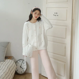 冬季新品 甜美手钩花毛球软绵绵睡衣 圆领开衫加厚可外穿家居服女