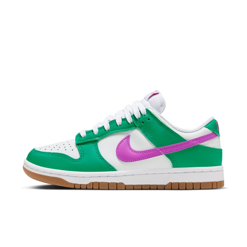Nike女经典轻便运动休闲板鞋