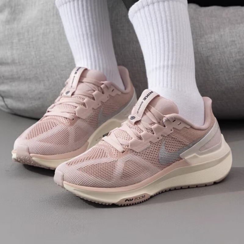 耐克女舒适百搭轻便跑步鞋