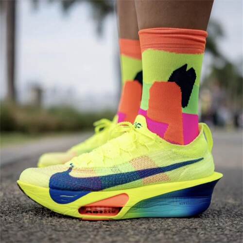 Nike/耐克男黄色低帮跑步鞋