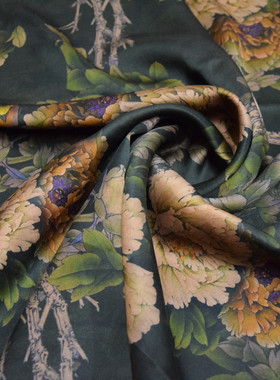 22姆米黑色牡丹花小鸟印花连衣裙布料套装上衣高档制衣复古面料