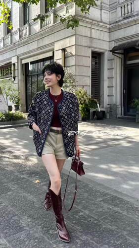 大橘子255大码夹克衫外套女胖mm短西服加厚200斤女装新款上衣秋装