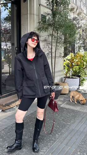 大橘子1002大码风衣外套女胖mm连帽收腰冲锋衣200斤女装新款上衣