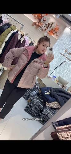 芮娜依莲9598大码羽绒服女胖MM格子棉衣200斤女装新款90白鸭绒冬