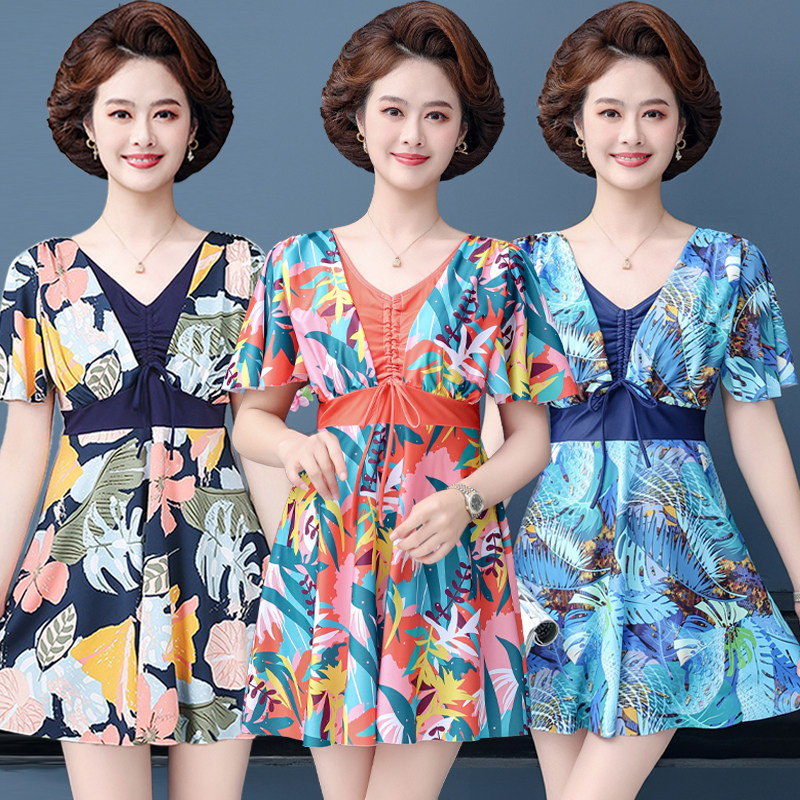 游泳衣女士保守遮肚显瘦中老年妈妈款裙式分体宽松大码泡温泉泳装