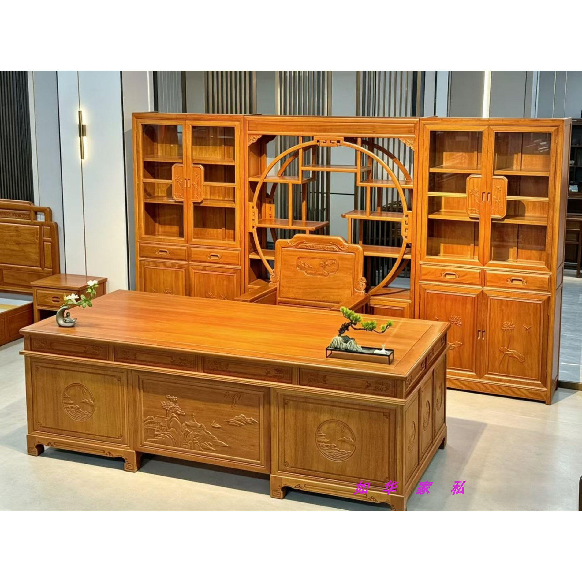 高端领导老板桌新中式实木大班台老板桌办公桌菠萝格原木老板台