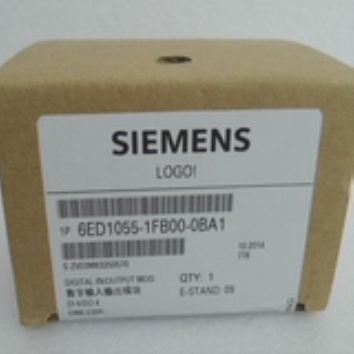 逻辑器 LOGO模块 DM8 230R 6ED 1055 6ED1055-1FB00-0BA10BA2