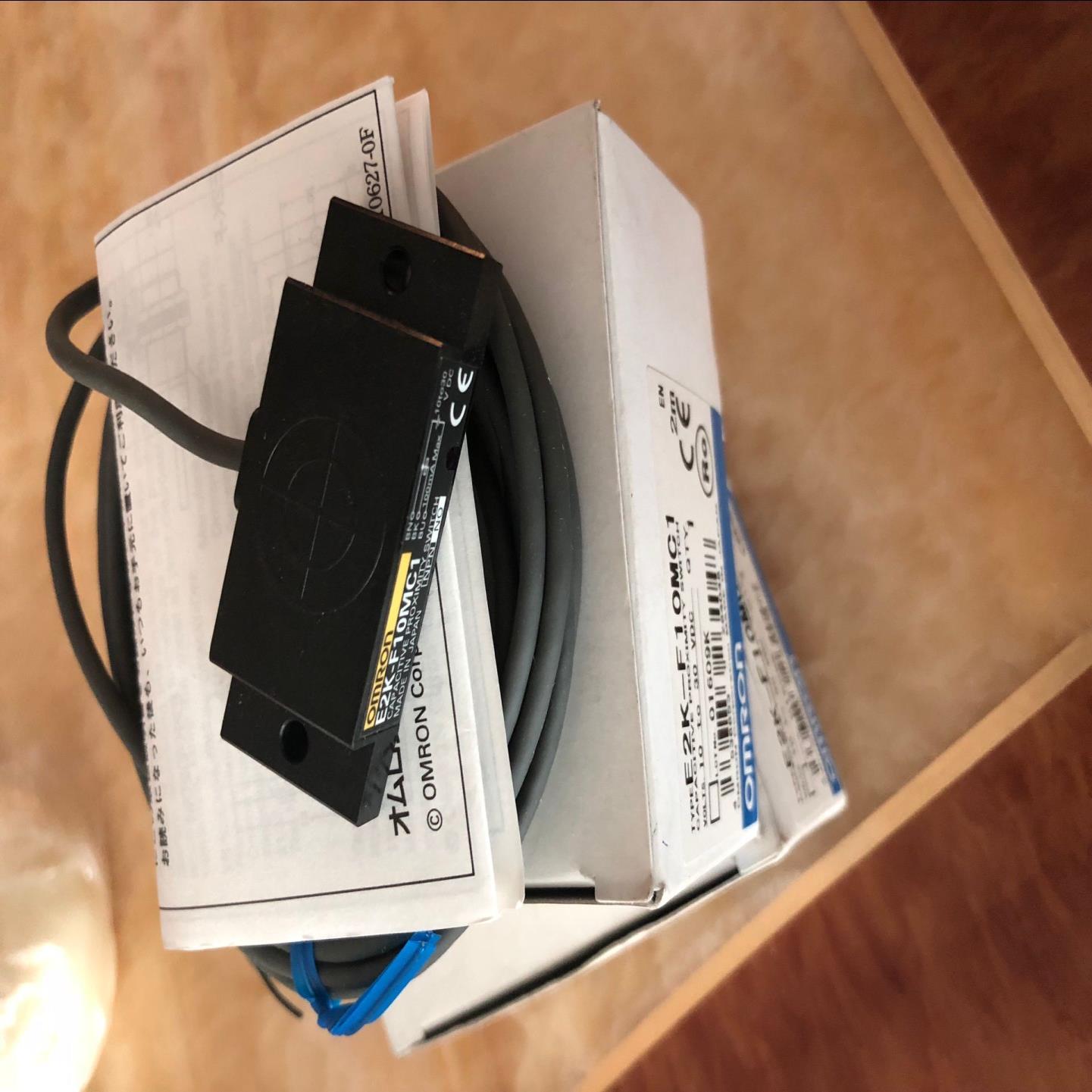 光电开关E2K-F10MC1全新原装 OMRON   议价