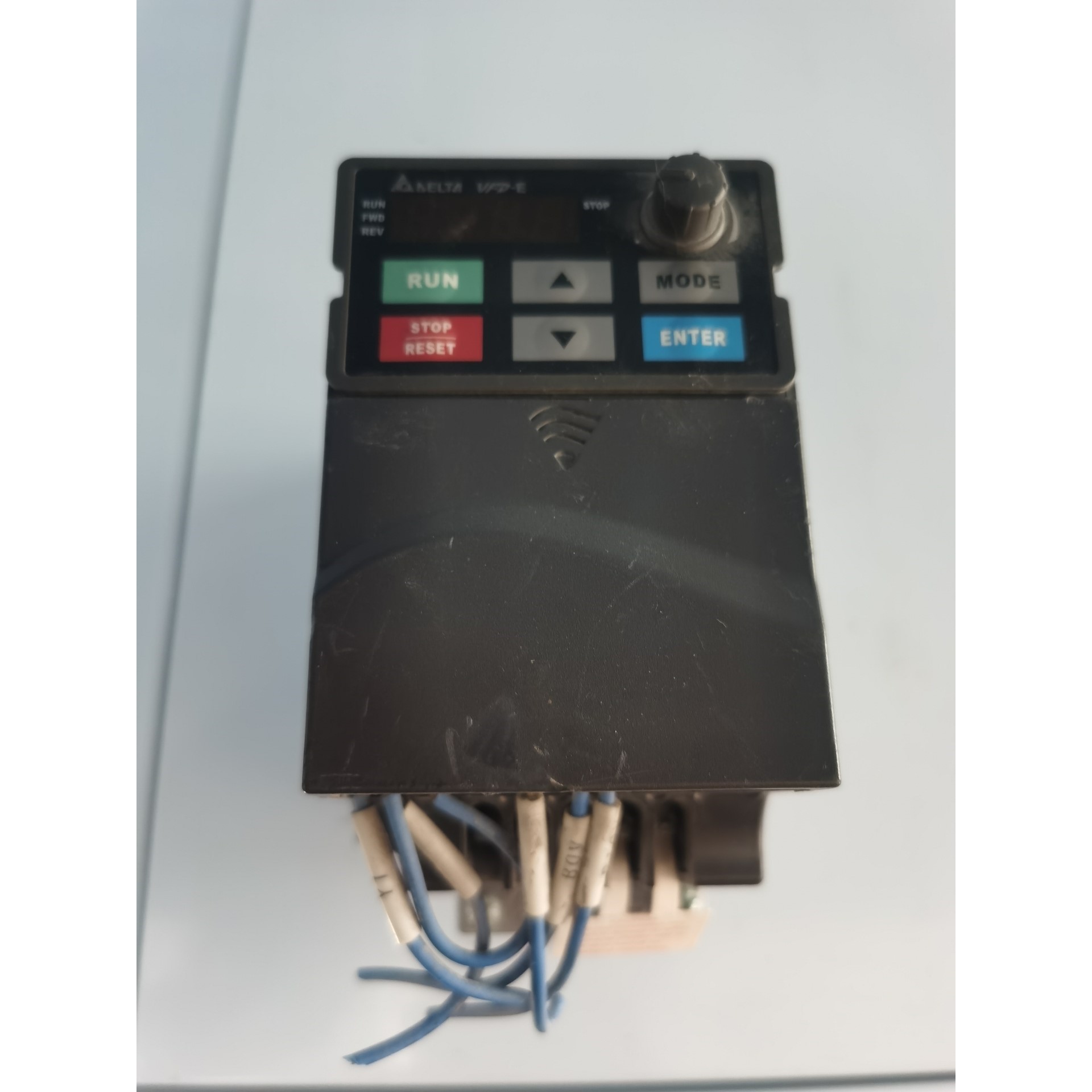 正品拆机台达变频器VFD007E43A 075KW 380